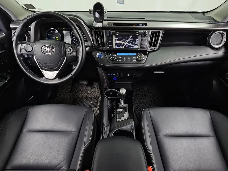 Toyota Rav4 2.5 4Wd hybrid generation, снимка 7 - Автомобили и джипове - 56220704