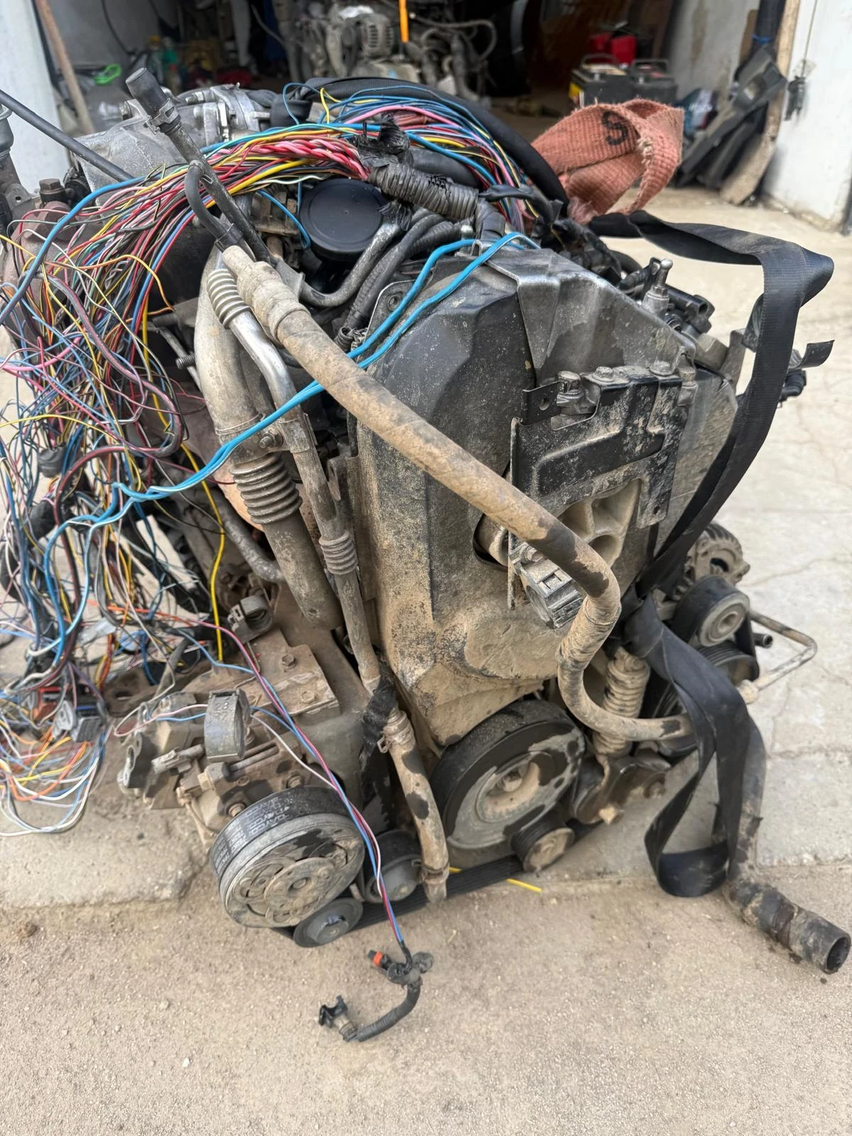 Suzuki Grand vitara 1.9ddis - изображение 3