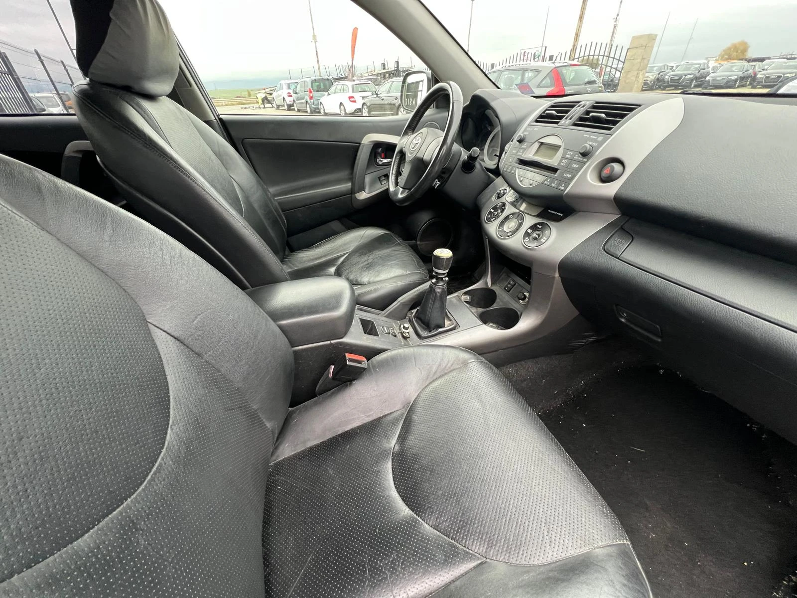 Toyota Rav4 / 2.2D / D-CAT / 4X4 / НЕ ПАЛИ /  - изображение 10