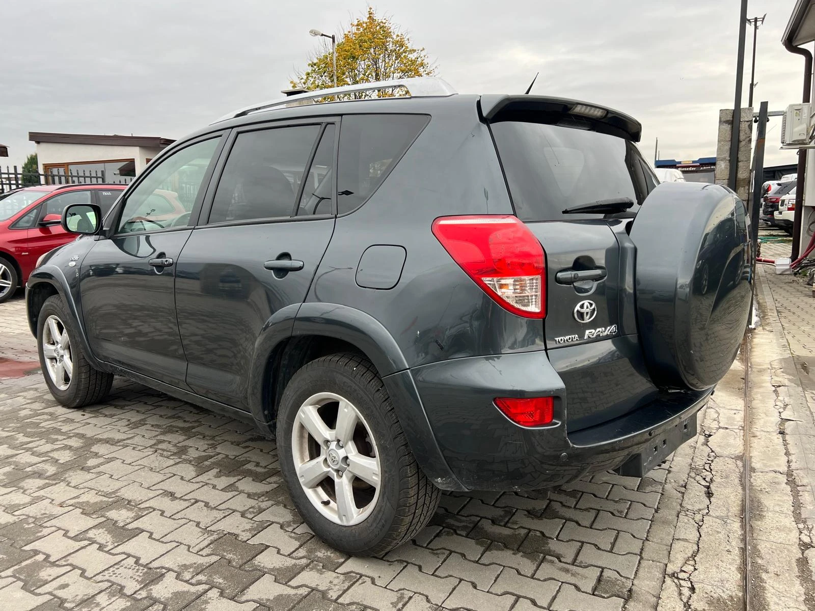 Toyota Rav4 / 2.2D / D-CAT / 4X4 / НЕ ПАЛИ /  - изображение 3