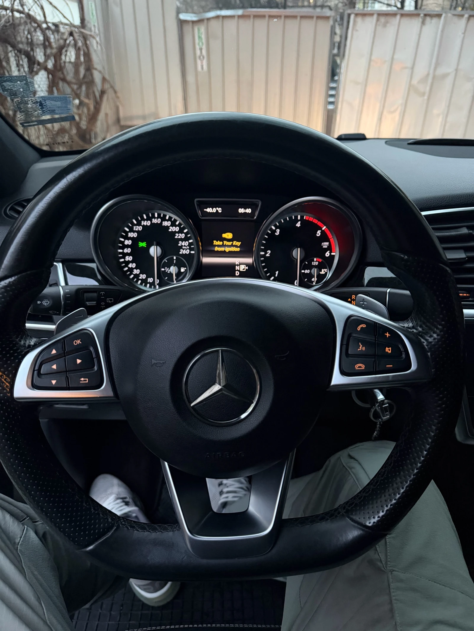 Mercedes-Benz ML 350 * HARMAN* KEYLESS* * PANORAMA* * 6.3OPTIC* * FULL* | Mobile.bg � ����������� 15
