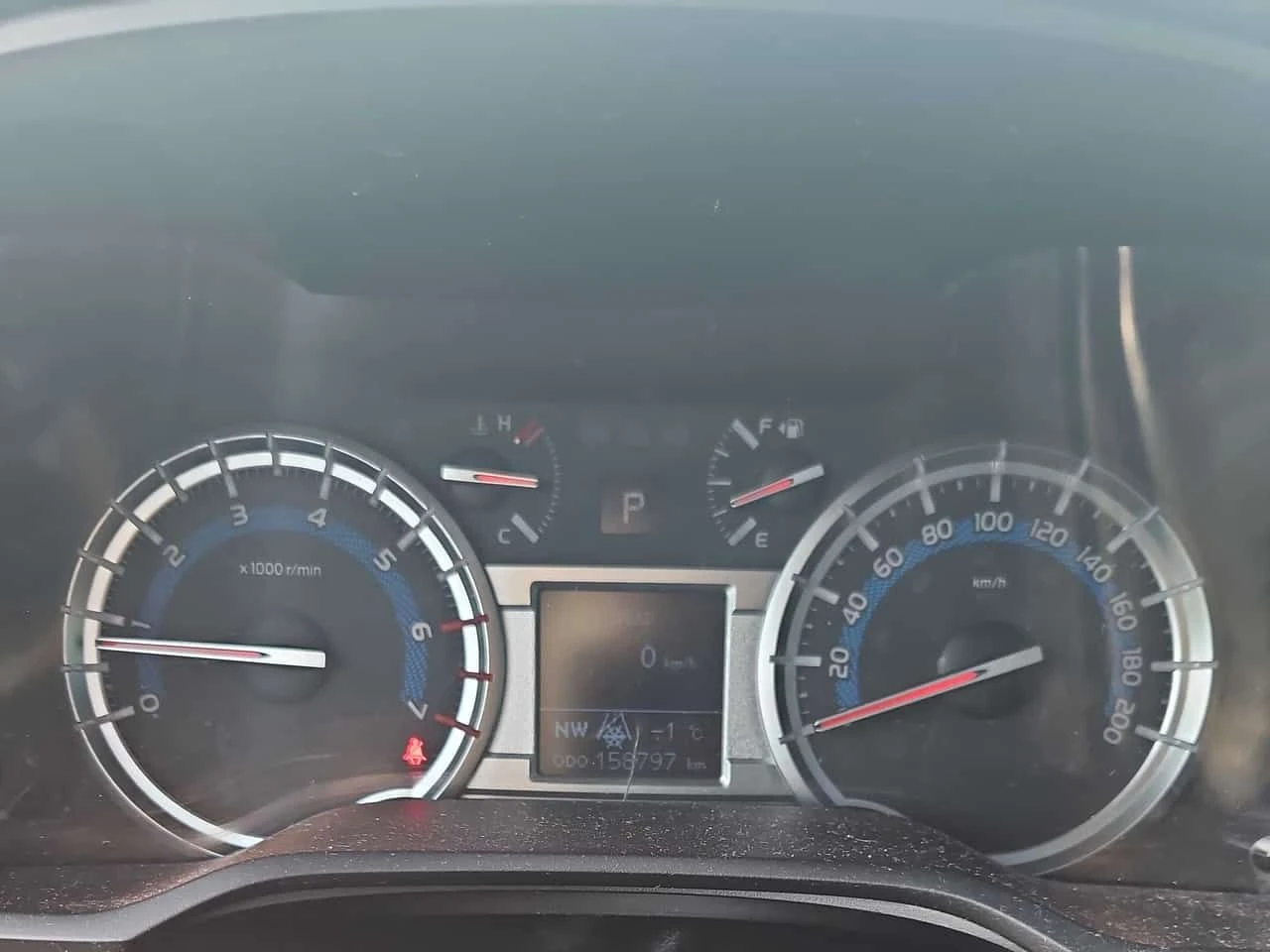 Toyota 4runner * SR5 * ЕЛ.СЕДАЛКИ* ПОДГРЕВ* KEYLESS*  - изображение 8