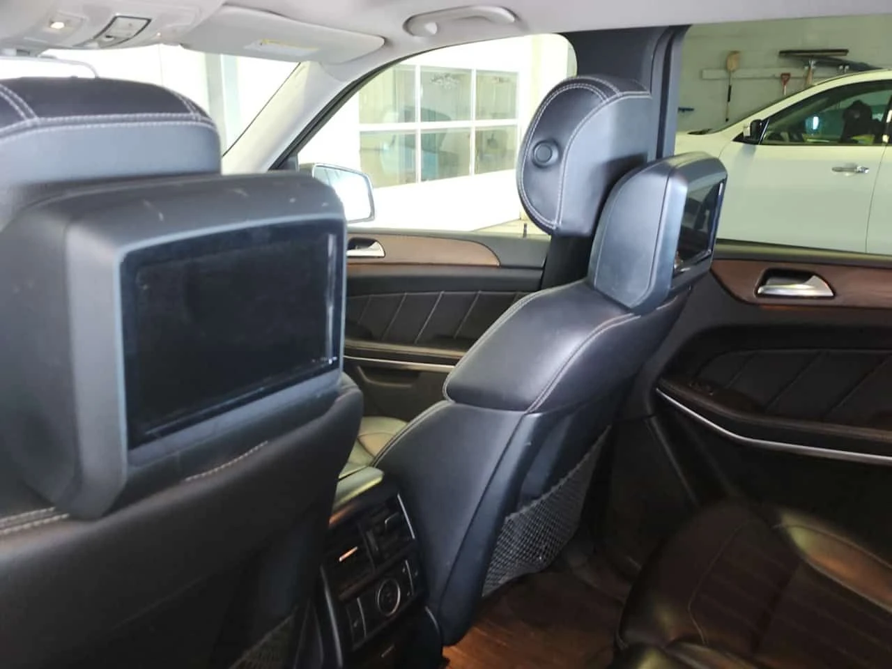 Mercedes-Benz GL 350 4MATIC BLUETEC * ТЕЛЕВИЗОРИ * ПОДГРЕВ , снимка 14 - Автомобили и джипове - 53953798