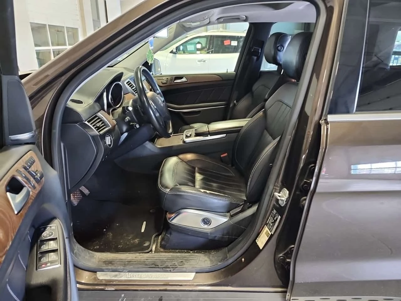 Mercedes-Benz GL 350 4MATIC BLUETEC * ТЕЛЕВИЗОРИ * ПОДГРЕВ , снимка 7 - Автомобили и джипове - 53953798