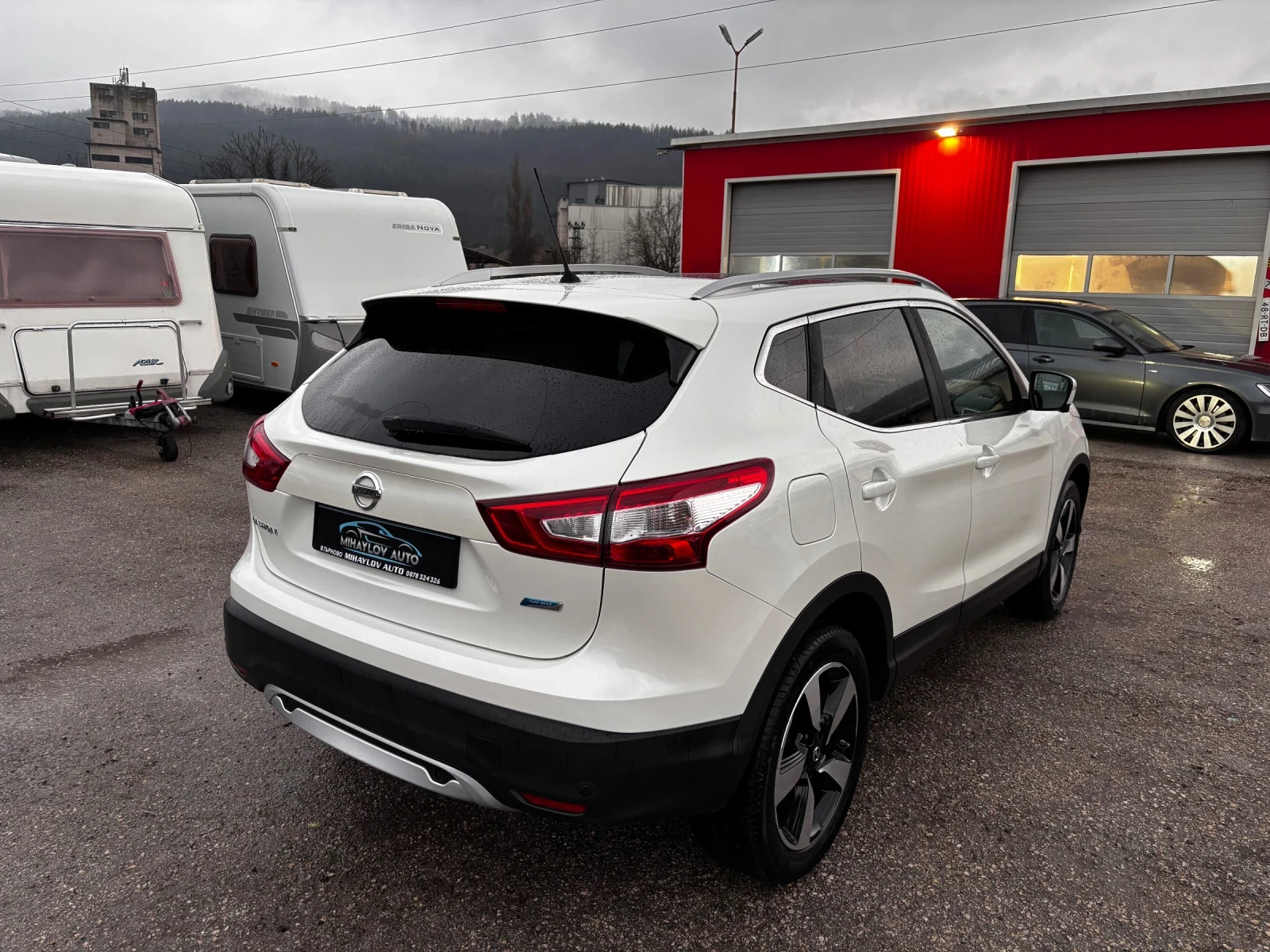 Nissan Qashqai 1.5 DCI/= 147600= /CAMERA 360* /ПАНОРАМА, снимка 3 - Автомобили и джипове - 53958003