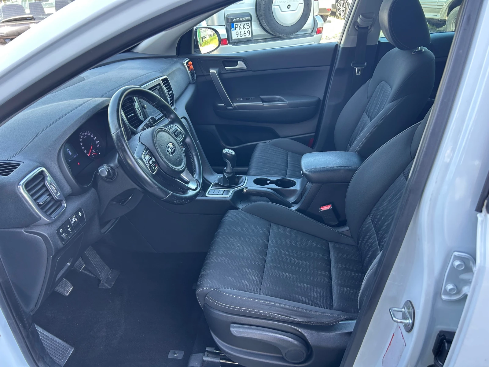 Kia Sportage 1.6GDI  EURO6B GAS, снимка 9 - Автомобили и джипове - 54441433