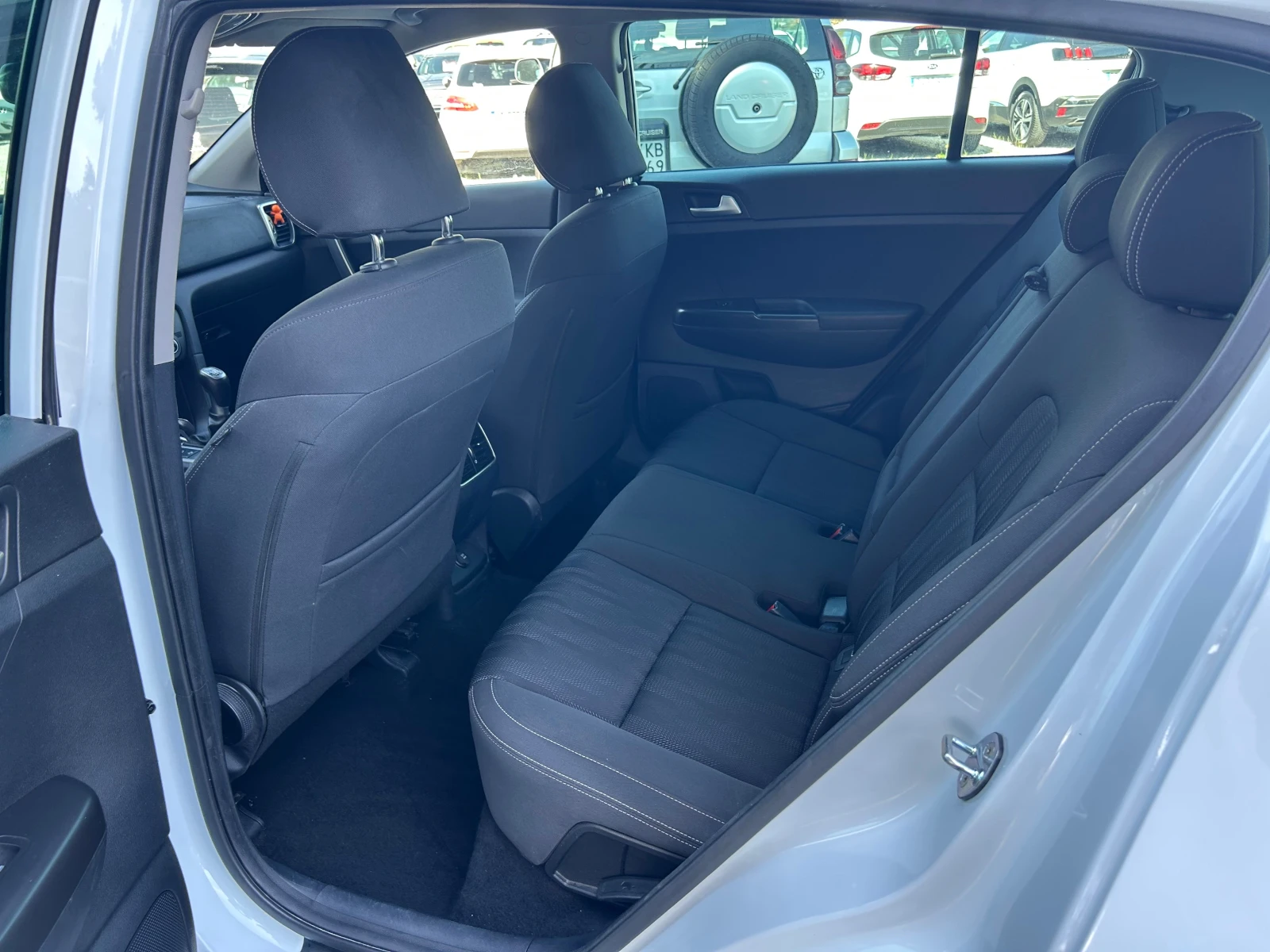 Kia Sportage 1.6GDI  EURO6B GAS, снимка 11 - Автомобили и джипове - 54441433