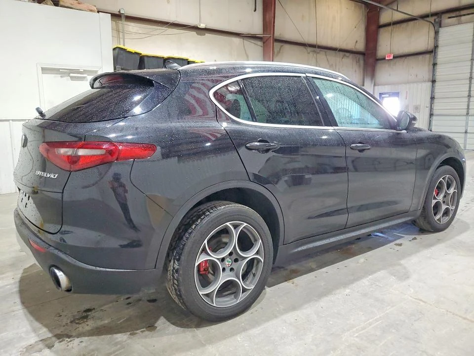 Alfa Romeo Stelvio  AWD, снимка 3 - Автомобили и джипове - 54691146