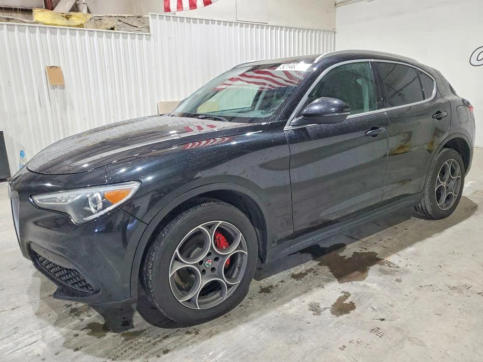 Alfa Romeo Stelvio  AWD