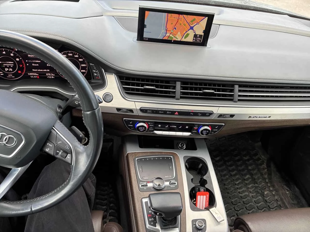 Audi Q7 * TECHNIK * FULLY LOADED * ЛИЦЕНЗИРАН ПРОДАВАЧ, снимка 9 - Автомобили и джипове - 54910115