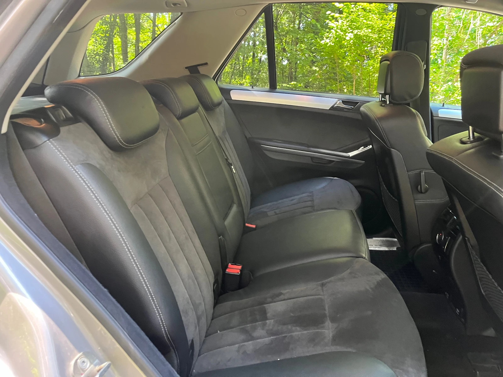 Mercedes-Benz ML 320 CDI 4MATIC, снимка 10 - Автомобили и джипове - 55051654