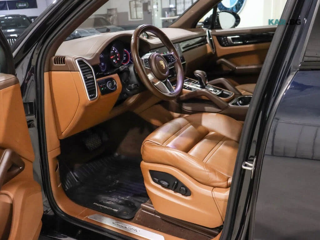 Porsche Cayenne * PANORAMA * Автокредит * (Цена до България), снимка 12 - Автомобили и джипове - 55176484