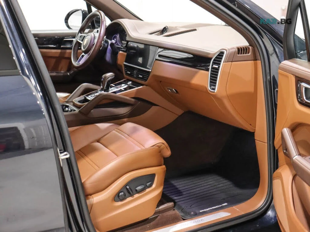Porsche Cayenne * PANORAMA * Автокредит * (Цена до България), снимка 13 - Автомобили и джипове - 55176484