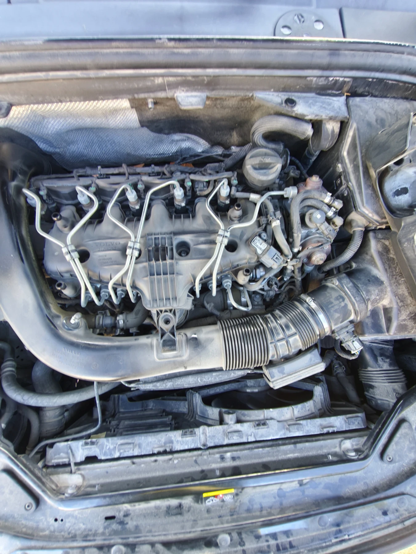 Volvo XC60, снимка 14 - Автомобили и джипове - 55753309