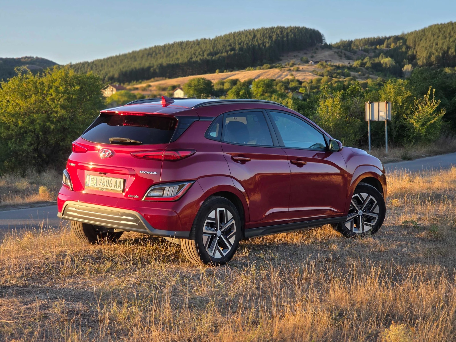 Hyundai Kona 64kW, снимка 2 - Автомобили и джипове - 56061101