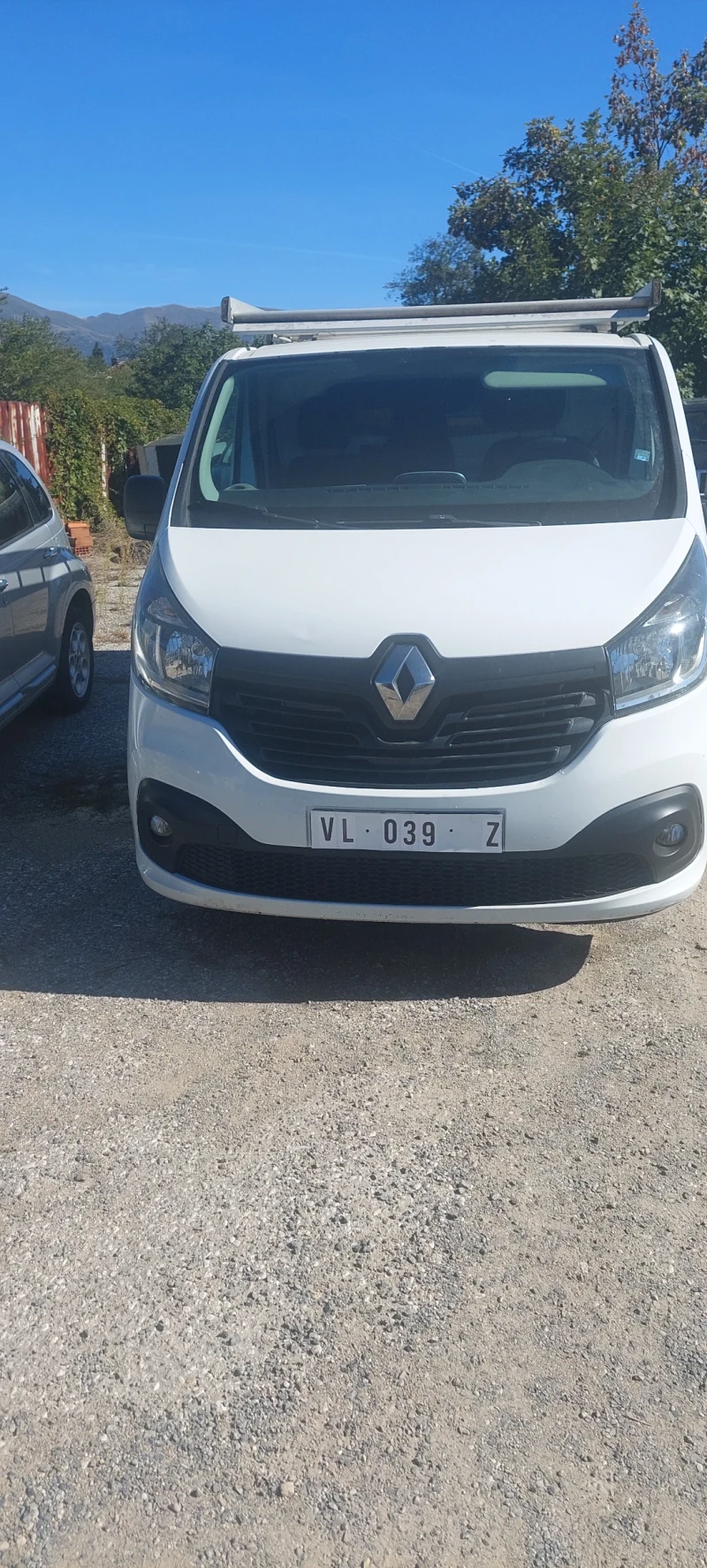 Renault Trafic 1.6dci, снимка 1 - Бусове и автобуси - 47507403