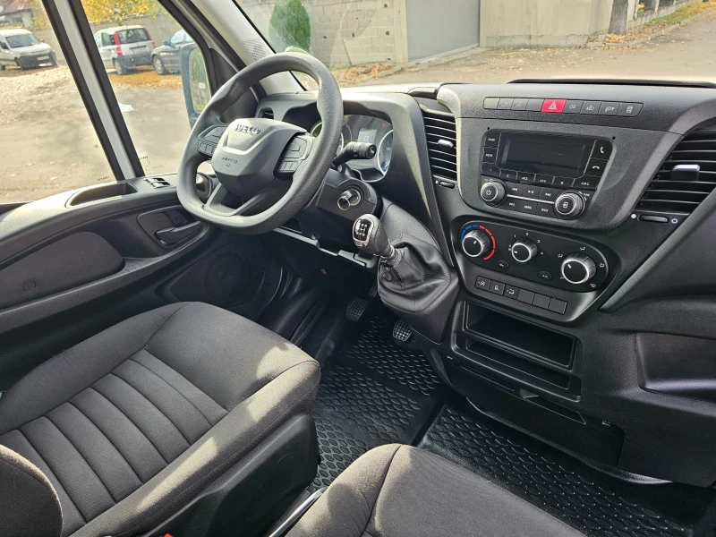 Iveco Daily 35C16 2.3 Куфар Падащ борд, снимка 8 - Бусове и автобуси - 52468778