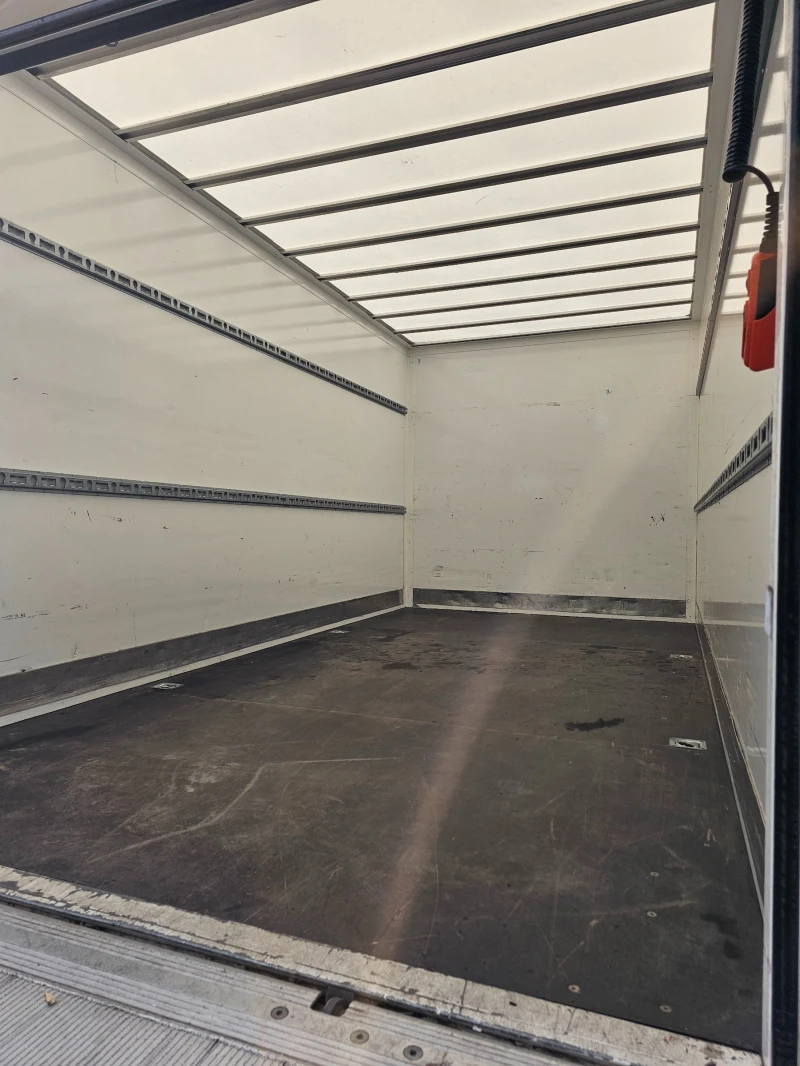 Iveco Daily 35C16 2.3 Куфар Падащ борд, снимка 14 - Бусове и автобуси - 52468778