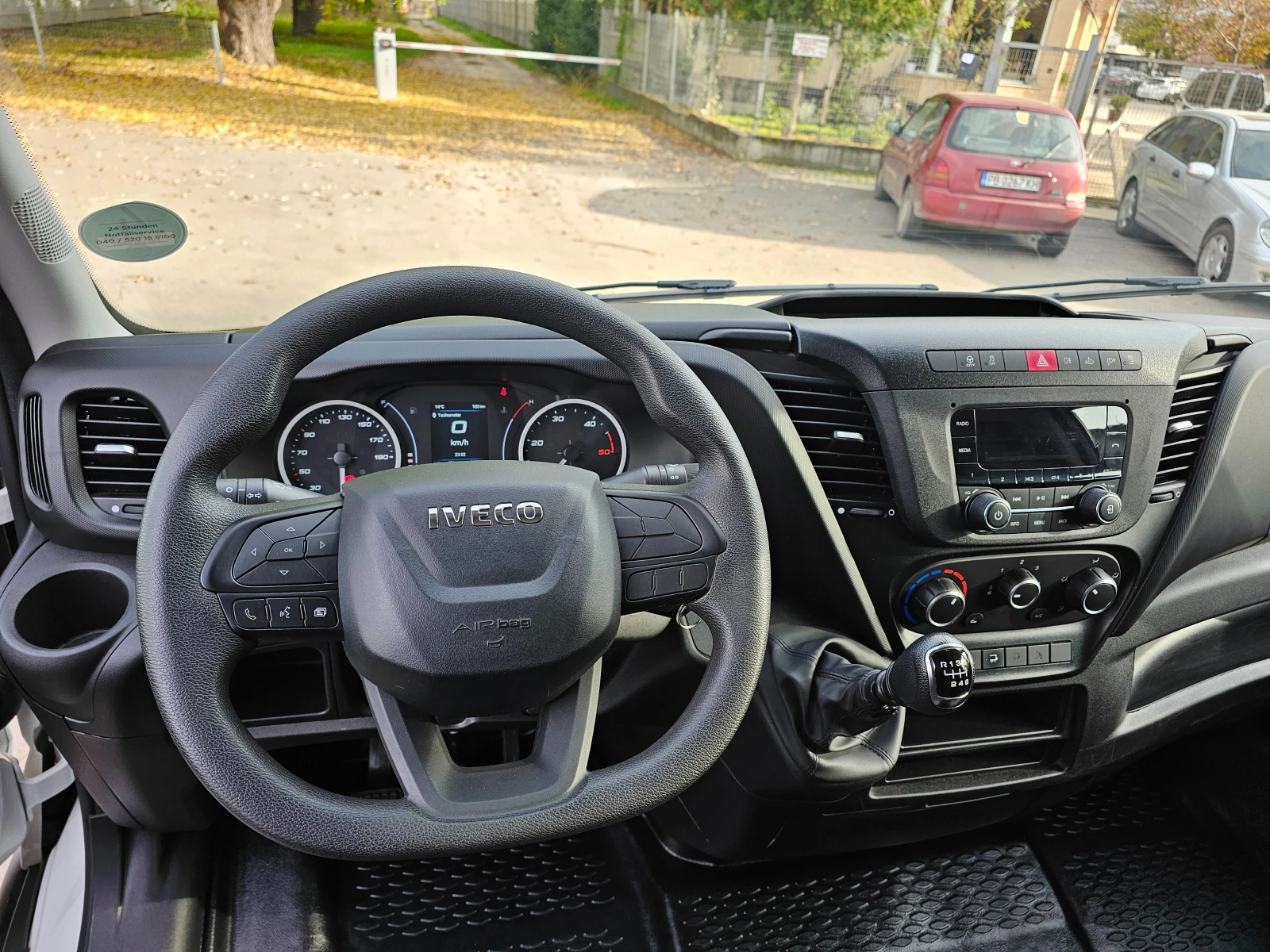 Iveco Daily 35C16 2.3 Куфар Падащ борд - изображение 6