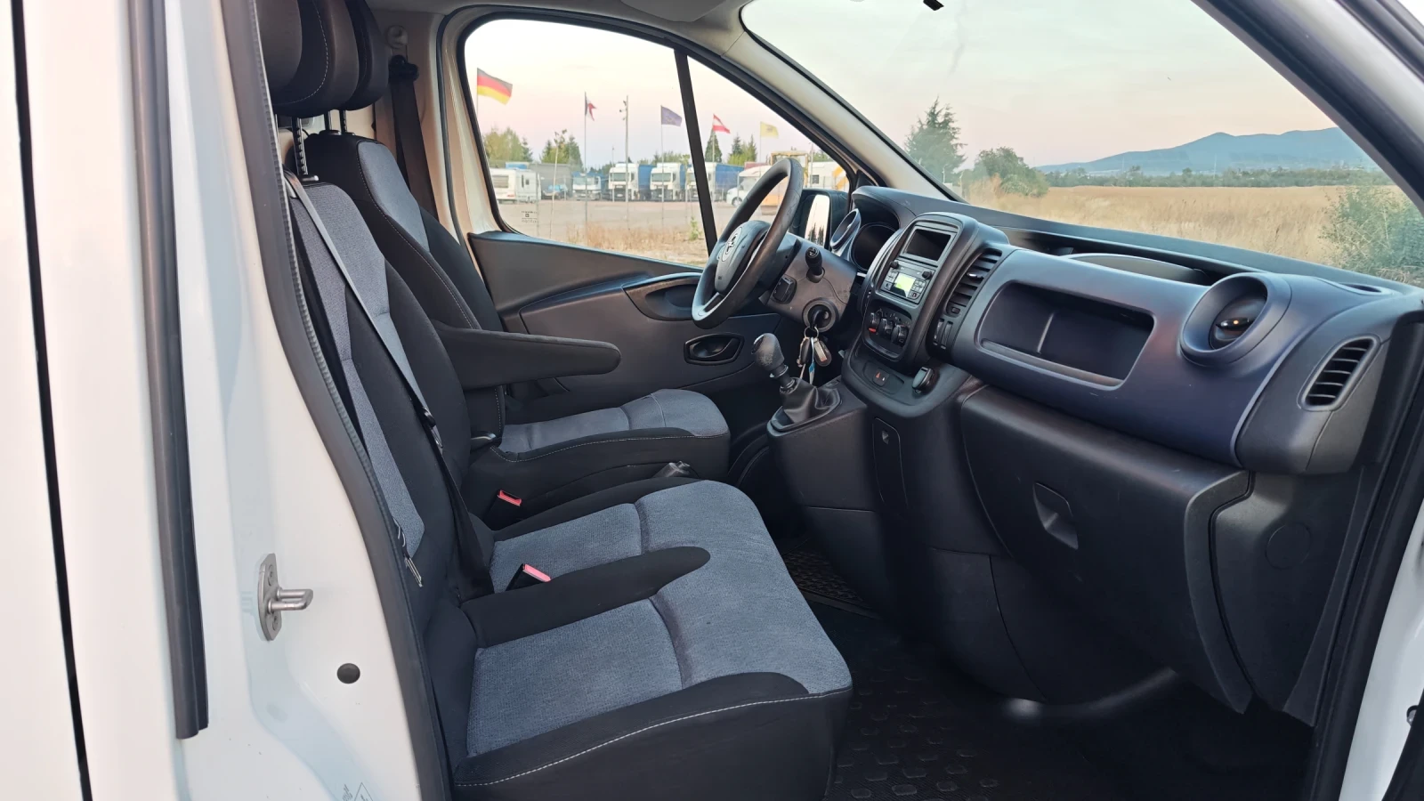 Opel Vivaro 1.6-BI TURBO | Mobile.bg � ����������� 10