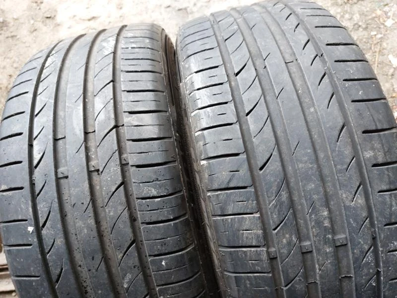 Гуми Летни 225/40R19, снимка 1 - Гуми и джанти - 37132996