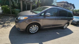 Toyota Sienna XLE, снимка 10