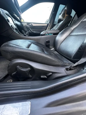 Mercedes-Benz C 200, снимка 8