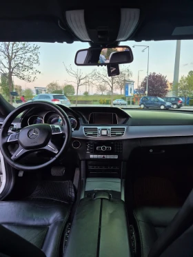 Mercedes-Benz E 220 AMG пакет Facelift , снимка 9