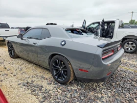 Dodge Challenger 5.7l R, снимка 2
