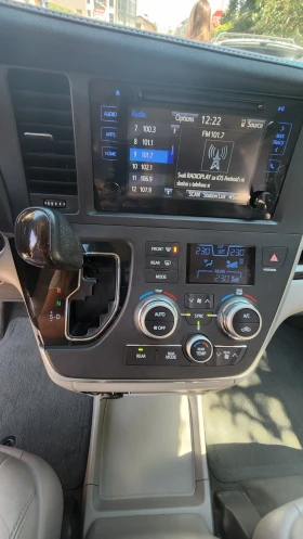 Обява за продажба на Toyota Sienna XLE ~49 900 лв. - изображение 1