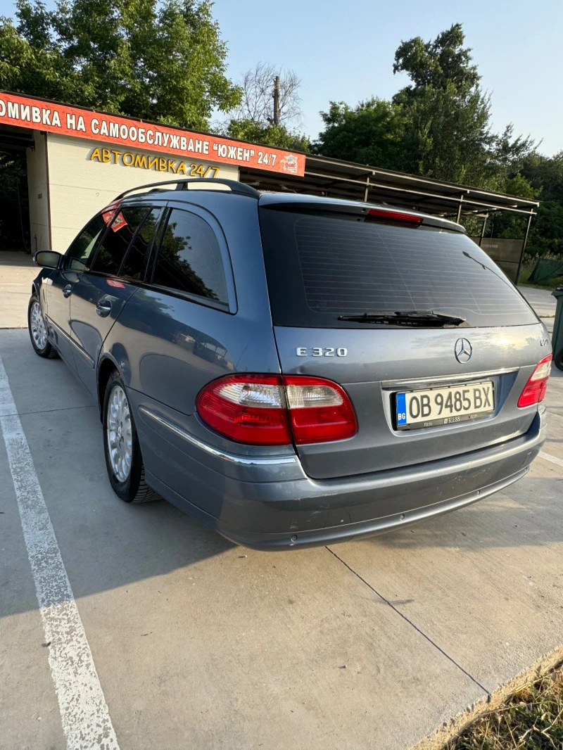 Mercedes-Benz E 320, снимка 4 - Автомобили и джипове - 48258637