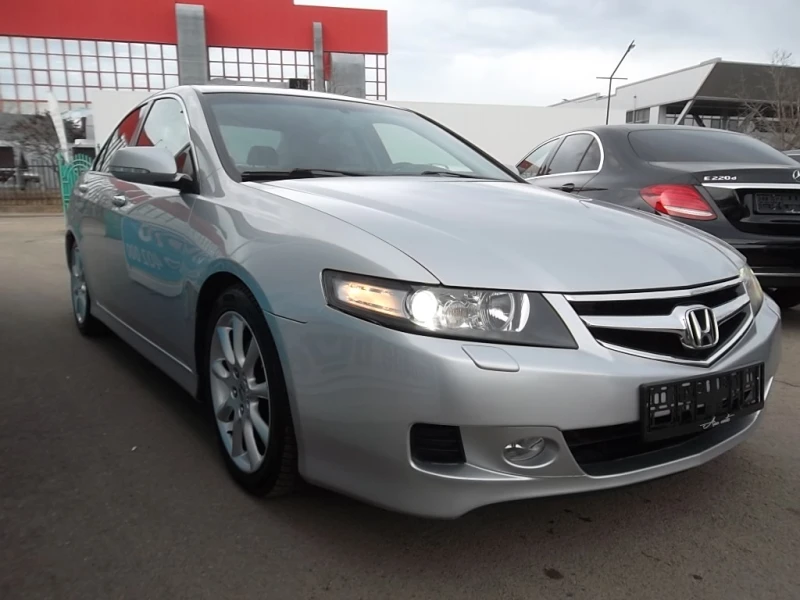 Honda Accord Facelift 2.4  Executive , снимка 4 - Автомобили и джипове - 49482044