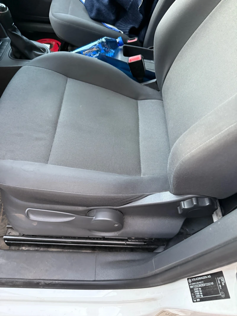 VW Caddy, снимка 12 - Автомобили и джипове - 52580708