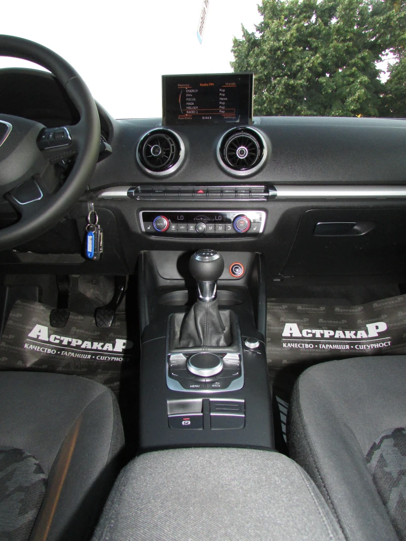 Audi A3 1.6TDI EU5B SPORTBAG, снимка 12 - Автомобили и джипове - 51386792