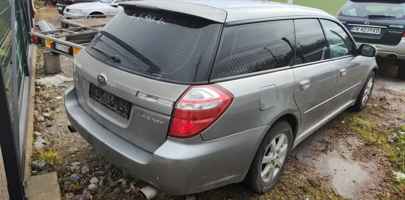 Subaru Legacy 2, 0 бензин автоматик, снимка 5 - Автомобили и джипове - 53298934