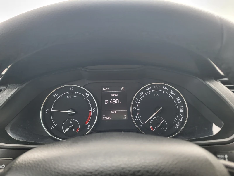 Skoda Superb 1.6TDi, снимка 16 - Автомобили и джипове - 53450449