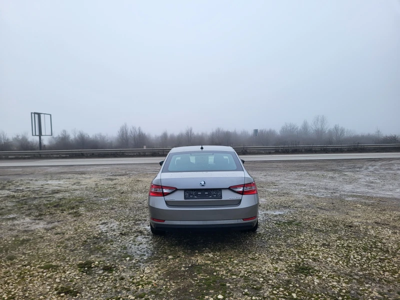 Skoda Superb 1.6TDi, снимка 4 - Автомобили и джипове - 53450449