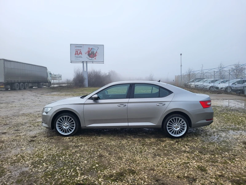 Skoda Superb 1.6TDi, снимка 2 - Автомобили и джипове - 53450449