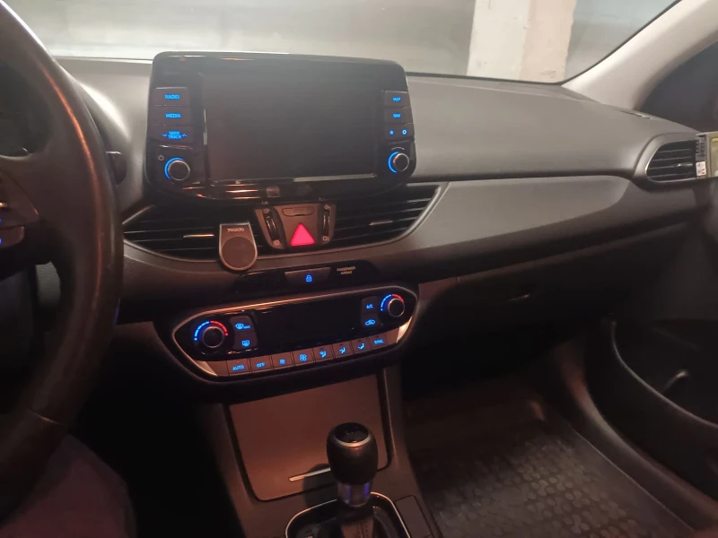 Hyundai I30, снимка 6 - Автомобили и джипове - 53487978