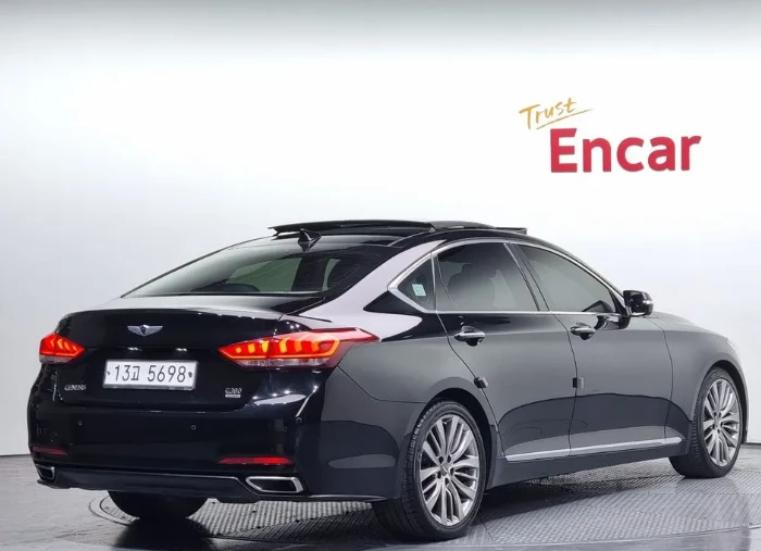 Hyundai Genesis G380 AWD - изображение 2