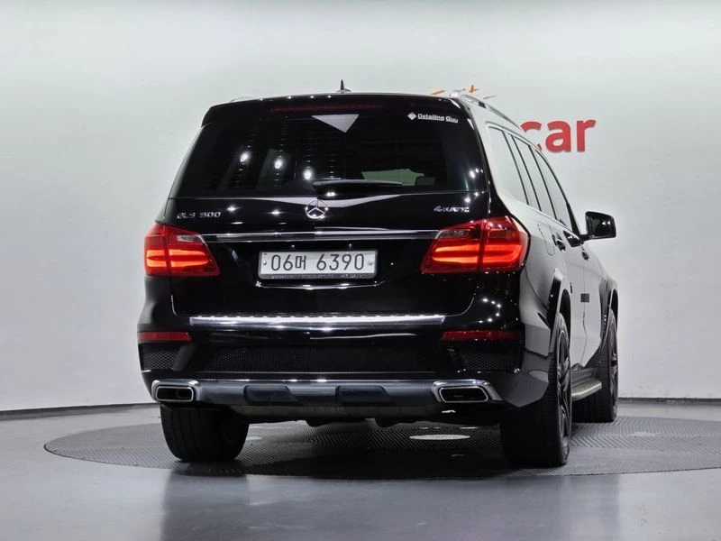 Mercedes-Benz GLS 500 * 500 | V8 | 7 Местен | 360 Камера | Цена до Бг | , снимка 4 - Автомобили и джипове - 55722955