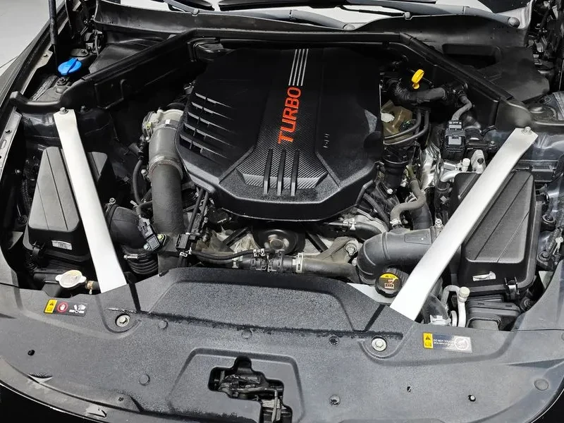 Kia Stinger 3.3 Turbo AWD GT, снимка 6 - Автомобили и джипове - 55942706