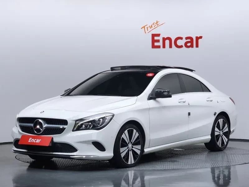 Mercedes-Benz CLA 250 4MATIC - САМО 30% АВАНС, снимка 2 - Автомобили и джипове - 56020170