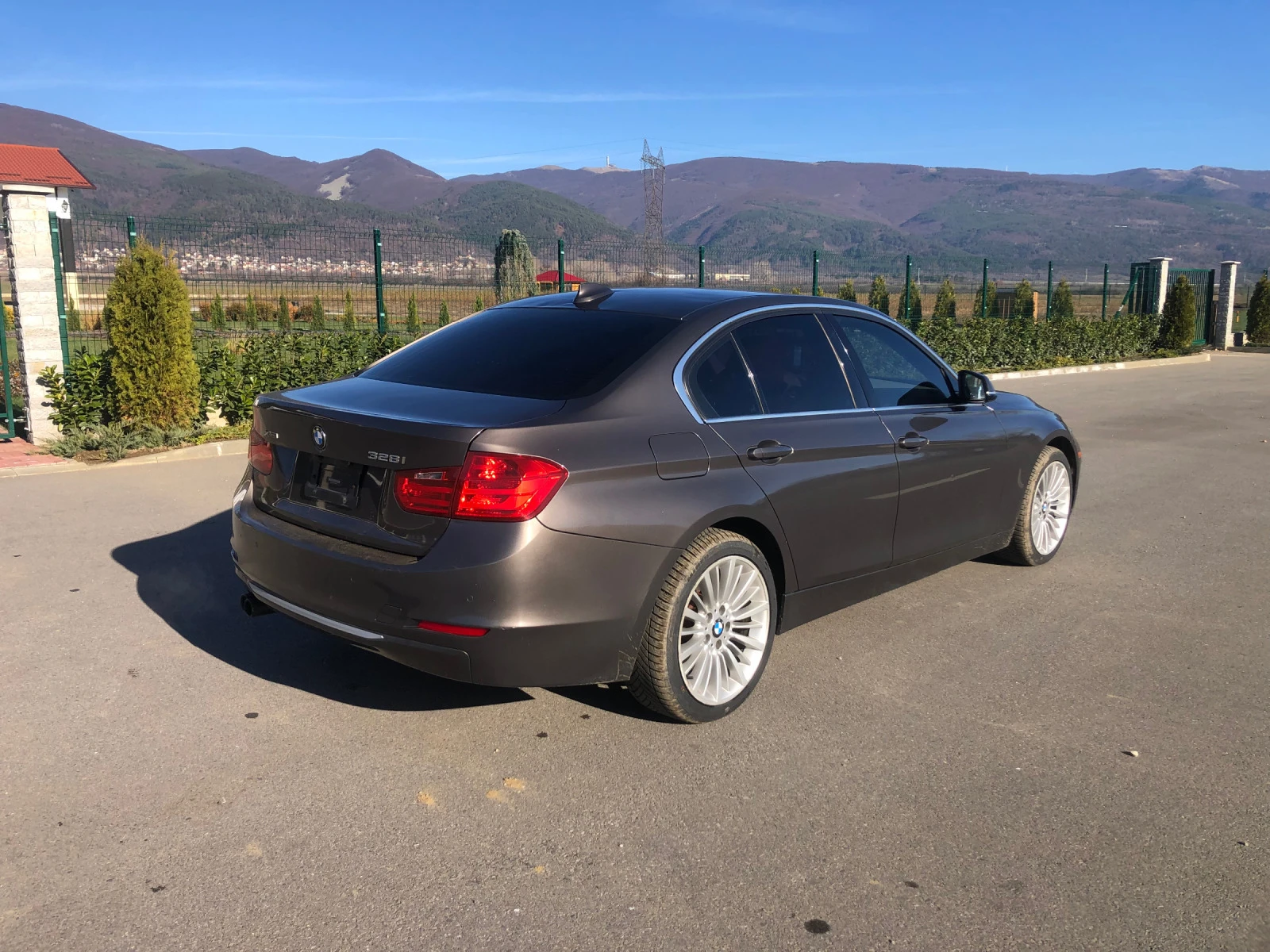 BMW 328 xDrive - изображение 6