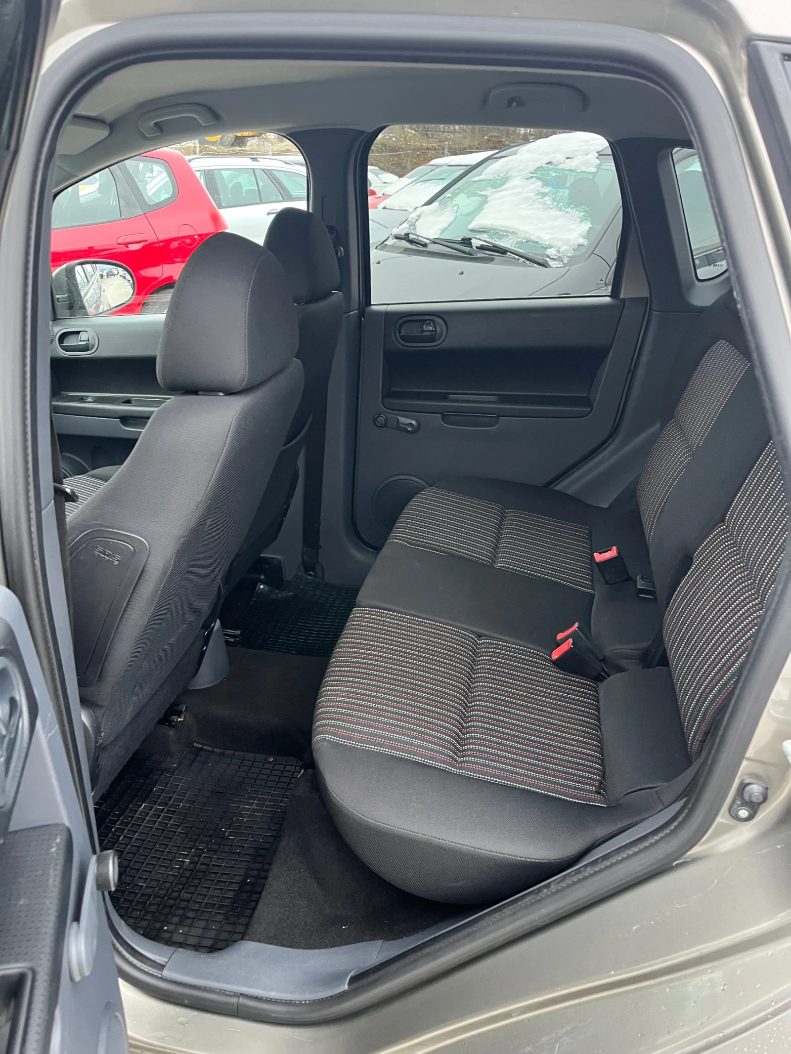 Mitsubishi Colt 1.2* Топ* Нов внос* Клима* Реална* Бартер*  | Mobile.bg — изображение 11