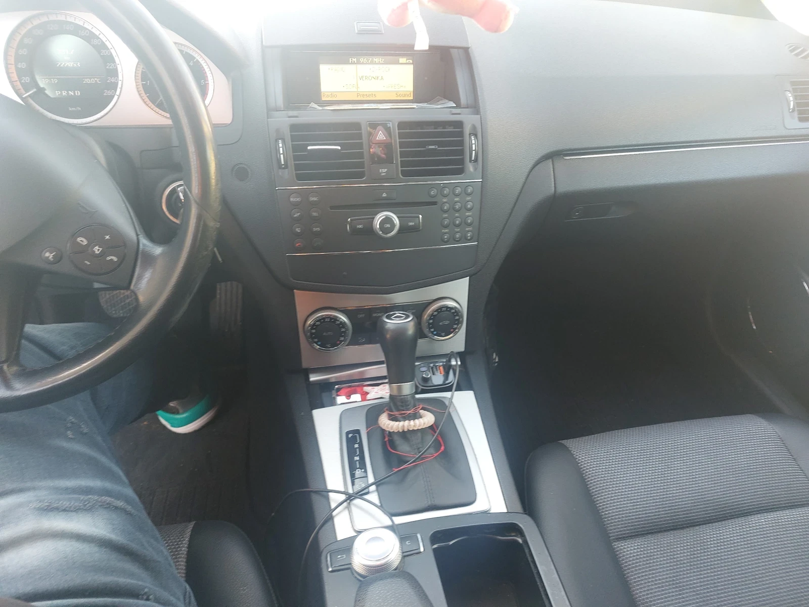 Mercedes-Benz C 220  - изображение 9