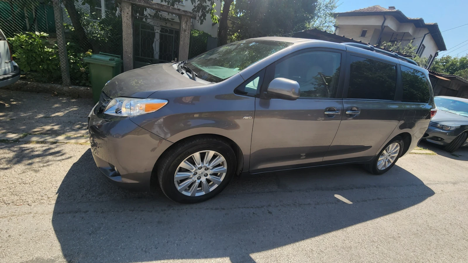 Toyota Sienna XLE - изображение 10