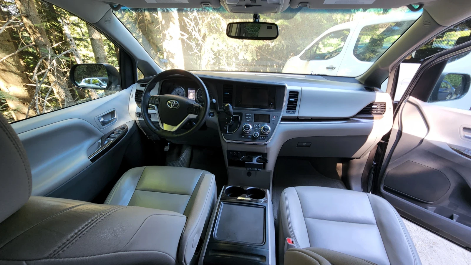 Toyota Sienna XLE | Mobile.bg   13