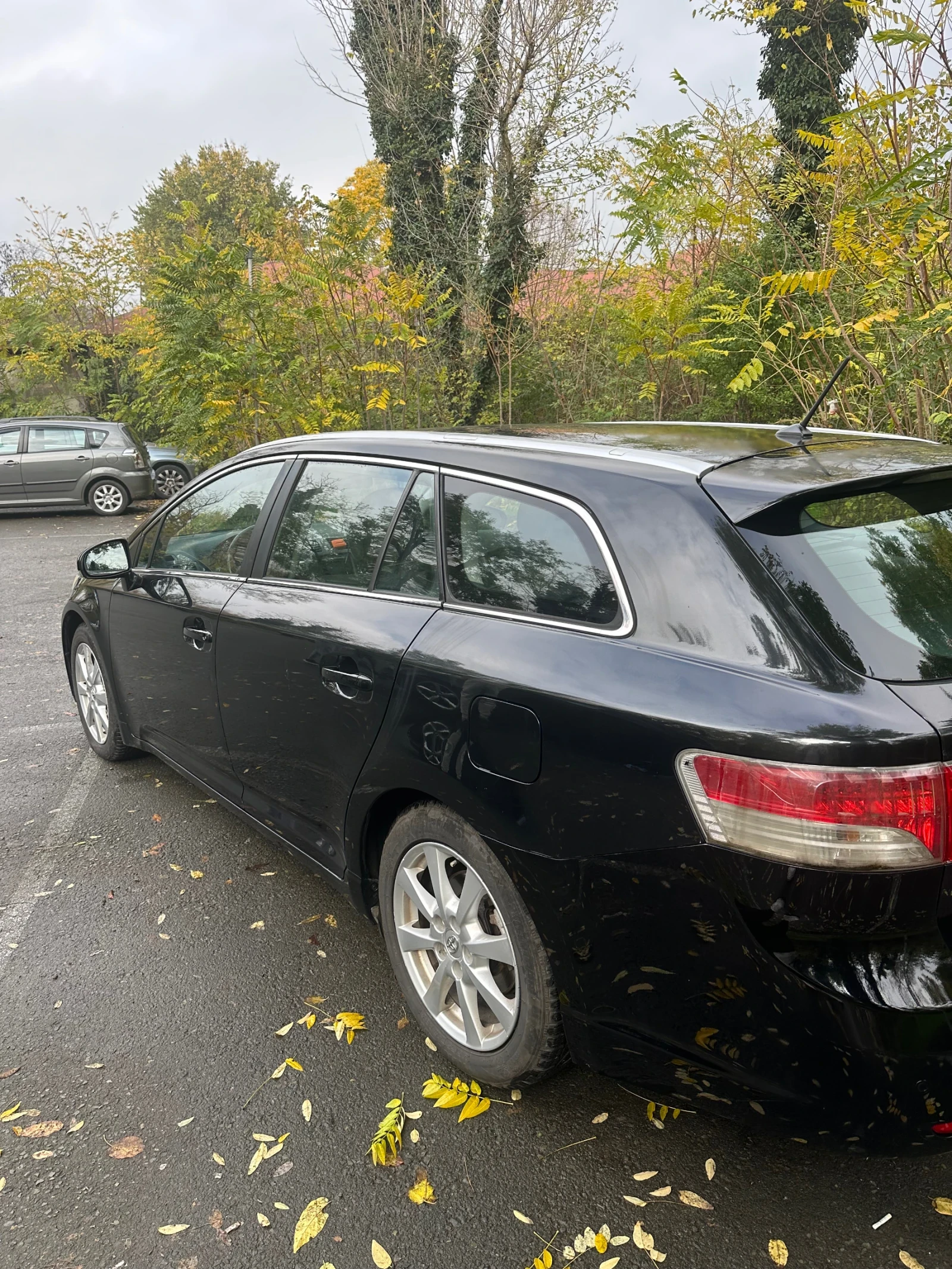 Toyota Avensis 2.2 D4D  - изображение 5