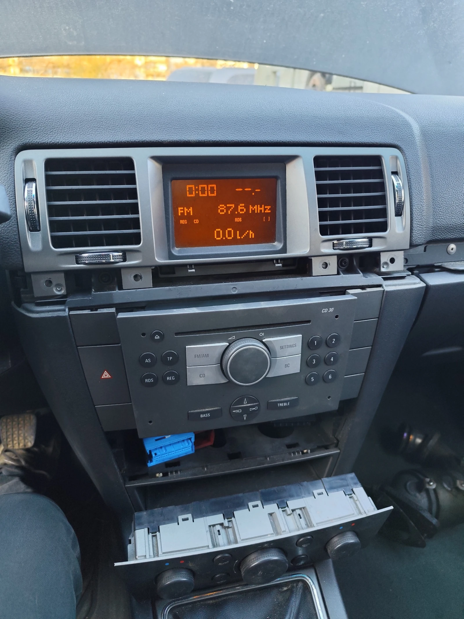 Opel Vectra c 1.9 - изображение 6